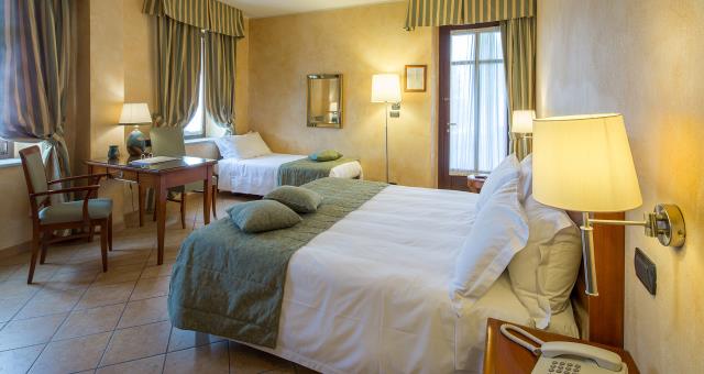 Buchen Sie jetzt Ihr Zimmer im BW Plus Hotel Le Rondini.
Entdecken Sie die ermäßigten Preise für die Golfclubs Turin La Mandria und Royal Park I Roveri
