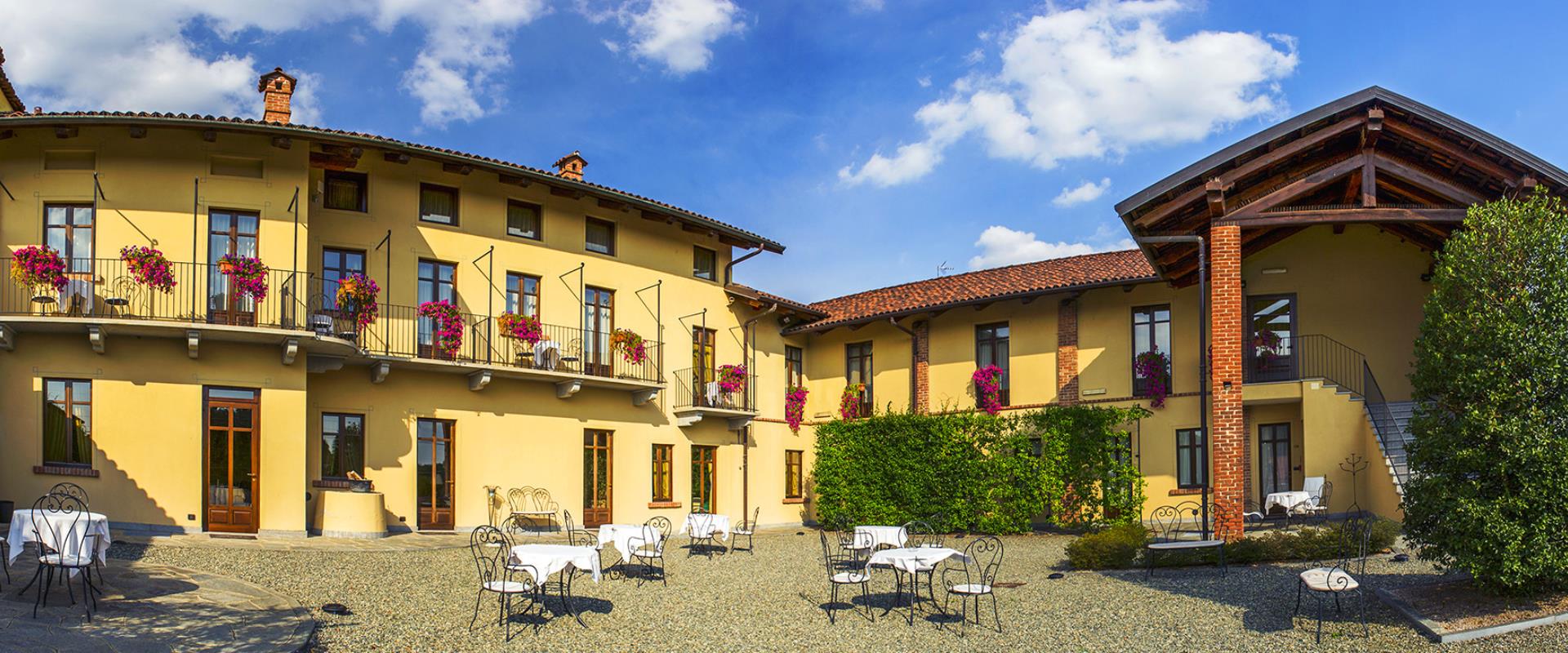 The Best Western Plus Hotel Le Rondini offers you the ideal solution for your stay. A few minutes from Caselle airport and a short distance from the center of Turin and the Allianz Stadium Juventus.
